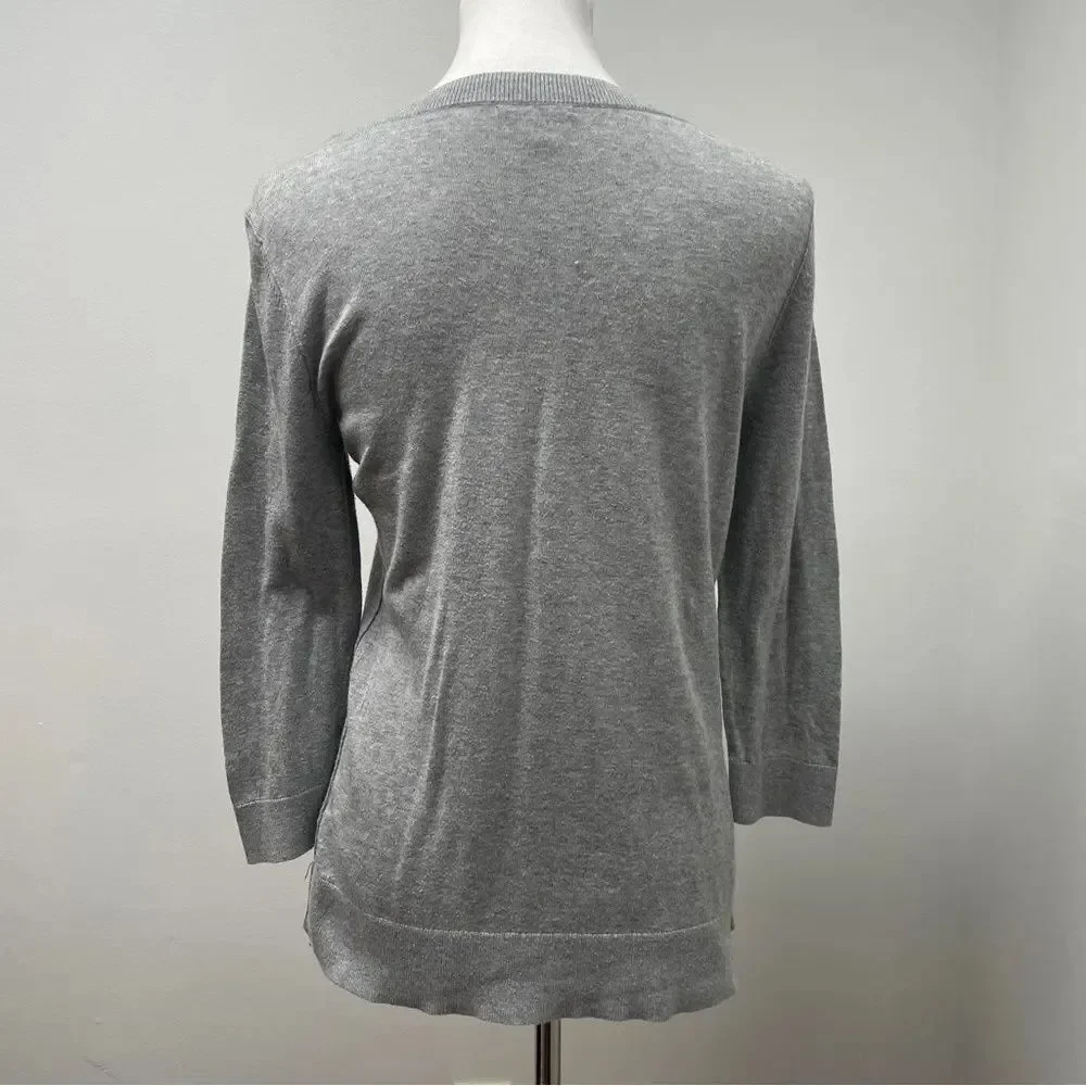 Halogen gray women’s pullover crewneck sweater 3/4 sleeves. Size large grey